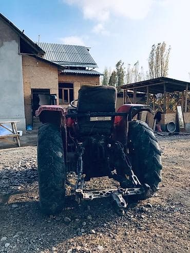 трактор юмз 6л: Колесный трактор красного цвета, серия 4×4 (надпись «404» на капоте) — 1