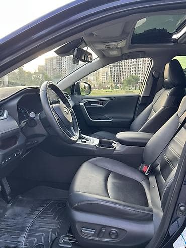5: Toyota RAV4: 2021 г., 2.5 л, Автомат, Гибрид, Кроссовер — 6