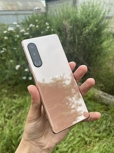 xperia 5 iii: Sony Xperia 5 III, Б/у, 128 ГБ, цвет - Розовый, 1 SIM — 1