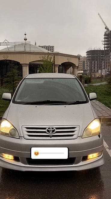 windom 2001: Toyota Ipsum: 2002 г., 2.4 л, Автомат, Бензин, Минивэн — 1