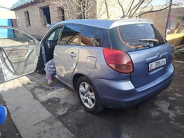 golf 2: Toyota Matrix: 2003 г., 1.8 л, Автомат, Бензин, Хэтчбэк — 4