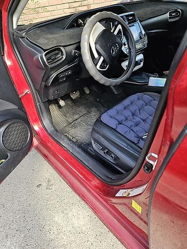 tayota progres: Toyota Prius: 2017 г., 1.8 л, Автомат, Гибрид, Лифтбек — 7