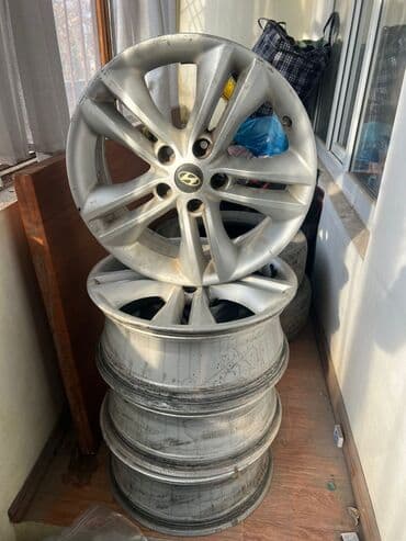 диск для матиз: Литые Диски R 17 Hyundai, Комплект, отверстий - 5 — 1