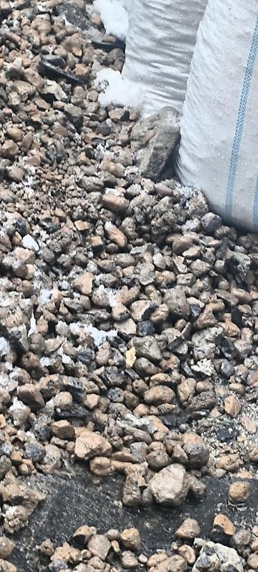 текстура продажа: Керамзит крупные много 
для утепления для декора Б/У — 1