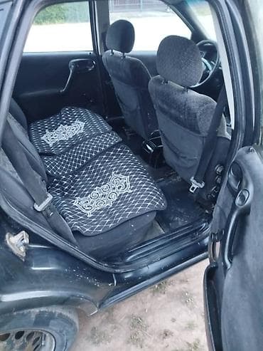 такса парк ош: Opel Vectra: 1996 г., Седан — 4
