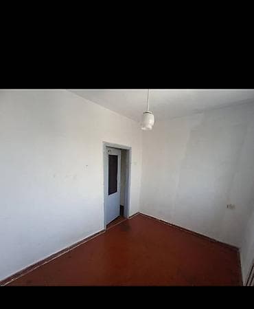 абба: 2 комнаты, 35 м², Индивидуалка, 5 этаж, Старый ремонт — 3