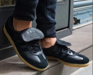 Прокат одежды: Мужские кроссовки, 44, Under Armour, Новый, цвет - Черный, Платная доставка — 14