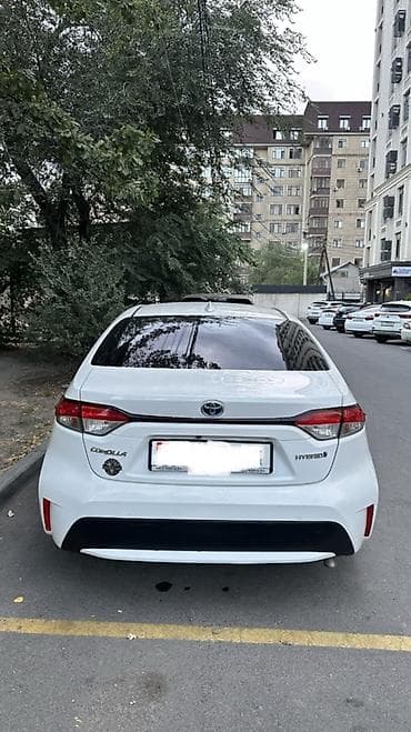 34: Toyota Corolla: 2021 г., 1.8 л, Вариатор, Бензин, Седан — 7
