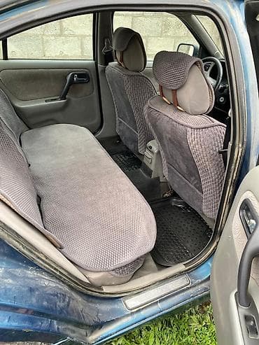 Nissan Primera: 2002 г., 2 л, Механика, Дизель, Седан