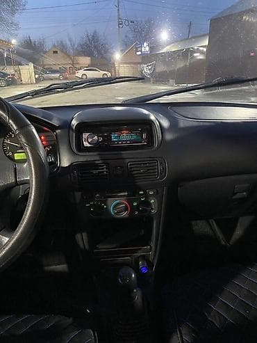 bmw 2: Toyota Corolla: 2000 г., 1.6 л, Ручные, Бензин, Седан — 3