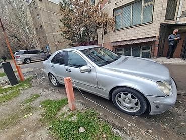 sprinter 4 4: Mercedes-Benz : 2002 г., Автомат, Бензин, Седан — 3