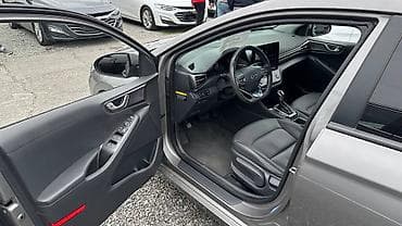 golf 4: Hyundai Ioniq: 2018 г., 1.6 л, Автомат, Гибрид, Лифтбек — 6