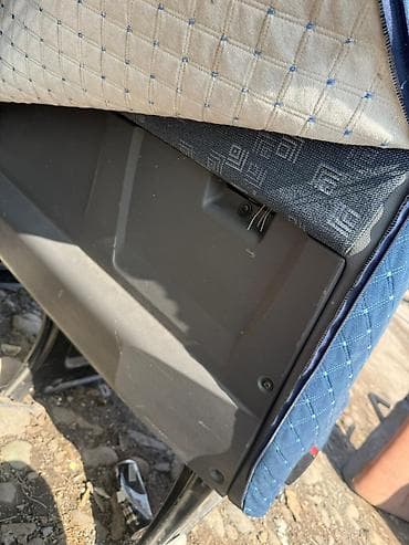 авто грузовые: Заднее сиденье, Ткань, текстиль, Mercedes-Benz Б/у — 3