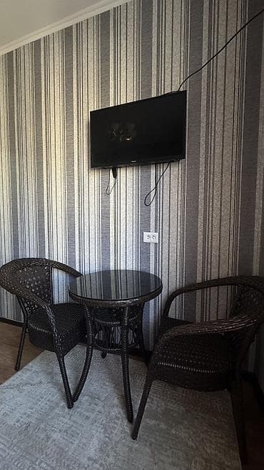 кованые столы и стулья: Садовый стол Ротанг — 3