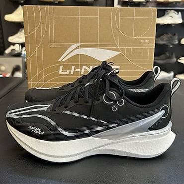 часы спортивеые: Мужские кроссовки, 41, 41.5, Новый, цвет - Черный, Бесплатная доставка — 1