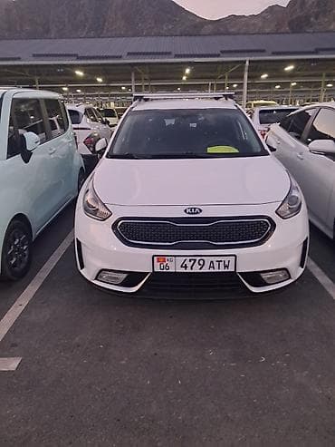 bmw xm: Kia Niro: 2018 г., Гибрид, Кроссовер — 1