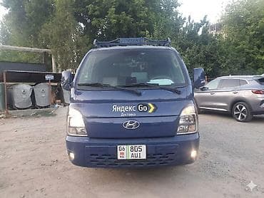 b class: Hyundai Porter II, малотоннажный грузовик для городской логистики — 1