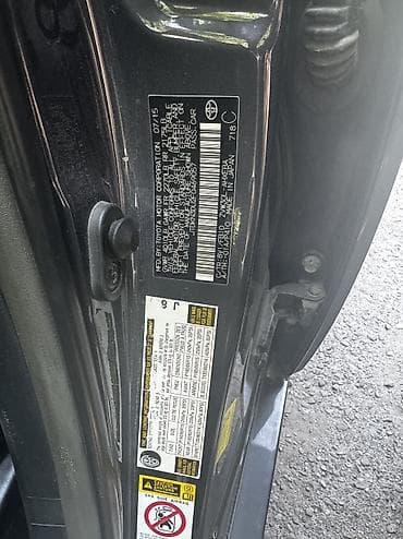 roewe er6: Toyota Prius: 2015 г., 1.5 л, Автомат, Бензин, Седан — 4
