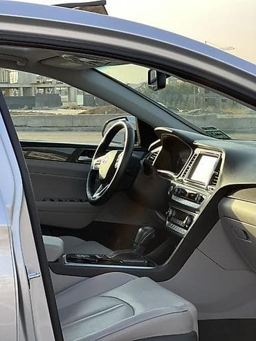 бизнем: Hyundai Sonata: 2018 г., 2.4 л, Автомат, Бензин, Седан — 5
