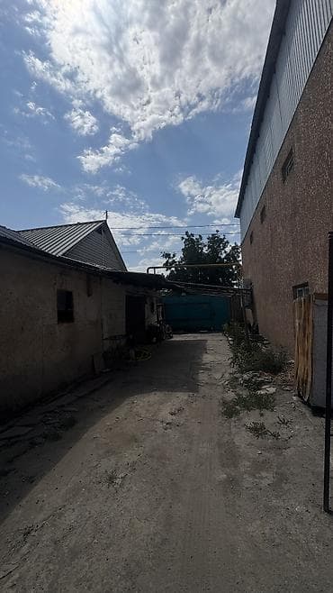 Кызыл Аскер продаю участок 9 соток с домом газ. Канализация at lalafo.kg Кызыл Аскер продаю участок 9 соток с домом газ. Канализация