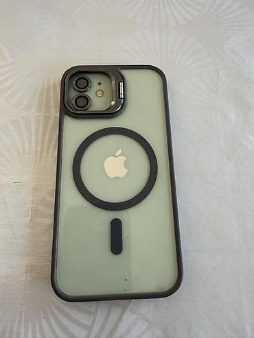 Мобильные телефоны: IPhone 12, Зеленый — 4