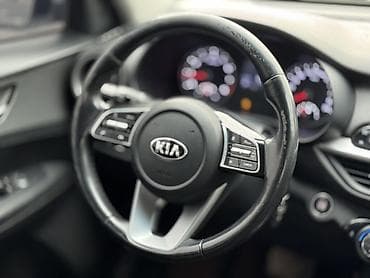 кич саренто: Kia Cerato: 2019 г., Вариатор, Бензин, Седан — 9