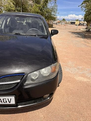 аламединское ущелье: Nissan Almera Classic: 2004 г., 1.8 л, Автомат, Бензин, Седан — 3