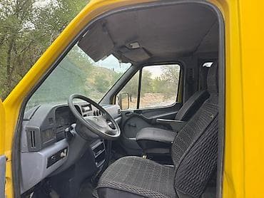 Кабина Mercedes-Benz