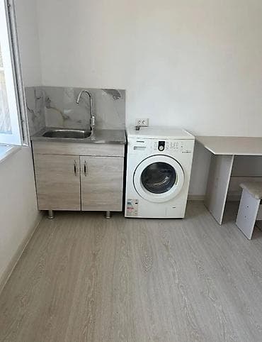Аренда комнат: 25 м², С мебелью — 3