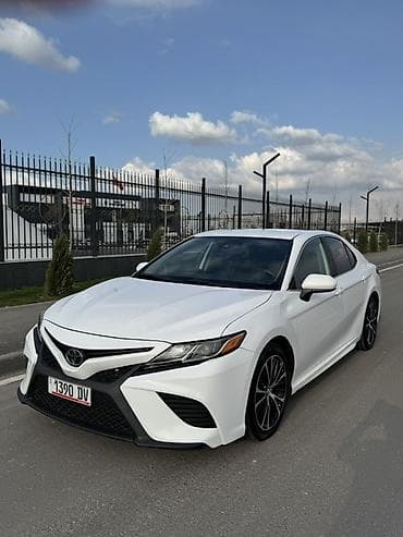 prius v: Toyota Camry: 2019 г., 2.5 л, Автомат, Бензин, Седан — 1