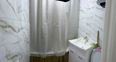 продаю дом в ак ордо 1: 1 комната, 34 м², 105 серия, 3 этаж, Евроремонт — 2