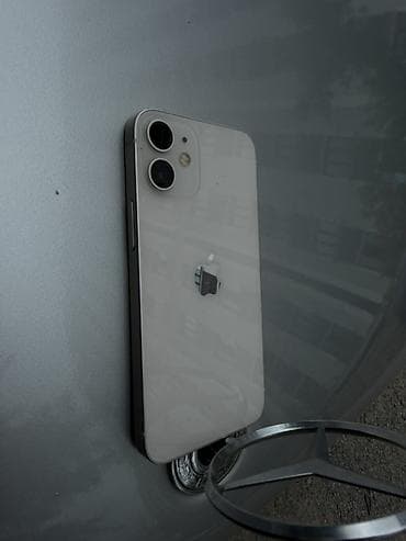 10 iphone: IPhone 12 mini, Б/у, 128 ГБ, Белый, 84 % — 2