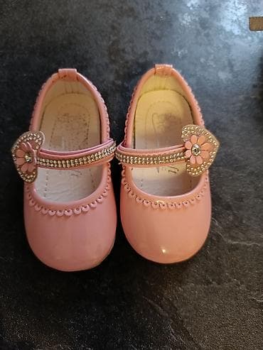 Другие детские вещи: Детские нарядные туфельки для девочки - Цвет: нежно-розовый — 1