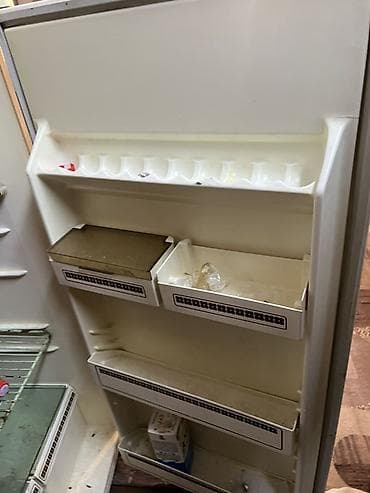 mini refrigerator: Однокамерный холодильник с морозильным отделением сверху — 3