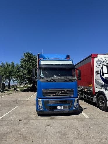 Тягач, Volvo, Шторный