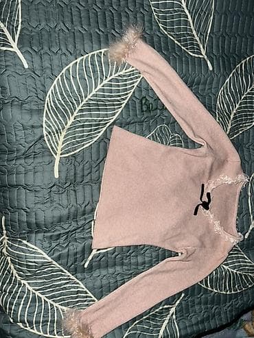 свитера с оленями парные: Розовая женская кофта/лонгслив с длинным рукавом и декором: - Нежный — 2