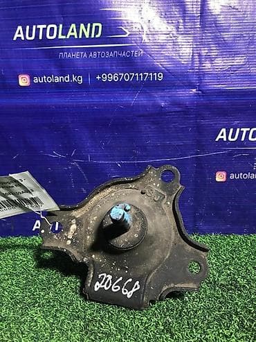 step rf3: Подушка мотора Honda Б/у, Оригинал — 2