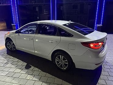 byd e2 2023: Hyundai Sonata: 2019 г., 2 л, Автомат, Газ, Седан — 7