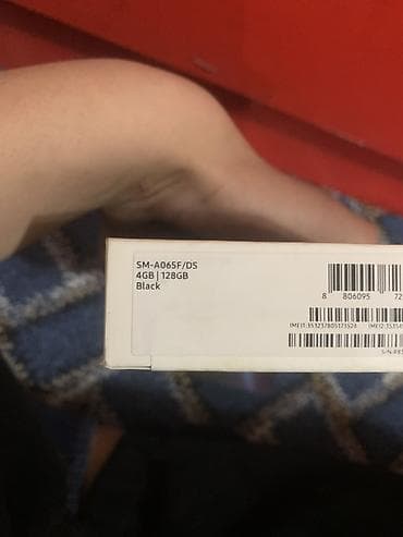 а 10 с: Samsung Galaxy A06, Б/у, 128 ГБ, цвет - Черный, 2 SIM — 2