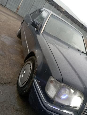 усилитель для саба: Mercedes-Benz W124: 1994 г., 2.2 л, Механика, Бензин, Седан — 2