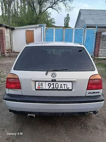 Volkswagen Golf: 1994 г., 1.6 л, Бензин, Хэтчбэк