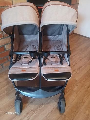 Детская гигиена и уход: Коляска, цвет - Коричневый, Б/у — 2