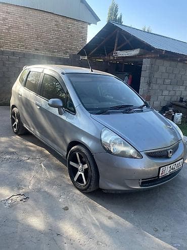 Унаа сатуу: Honda Fit: 2003 г., 1.3 л, Автомат, Бензин, Хетчбек — 1
