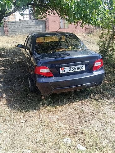 нехция: Daewoo Nexia: 2010 г., Бензин, Седан — 3