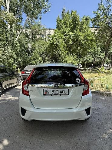 сидельние на хонду фит: Honda Fit: 2014 г., 0.5 л, Вариатор, Бензин, Хэтчбэк — 2