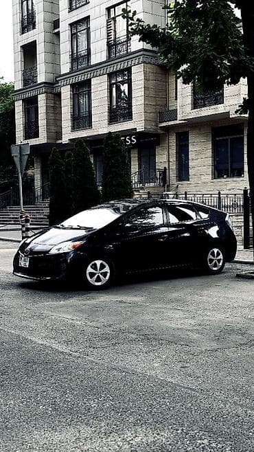 gc 8: Toyota Prius: 2012 г., 1.8 л, Вариатор, Гибрид, Хэтчбэк — 4