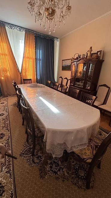 dinner table: Стол и стул для зала, цвет - Коричневый — 1