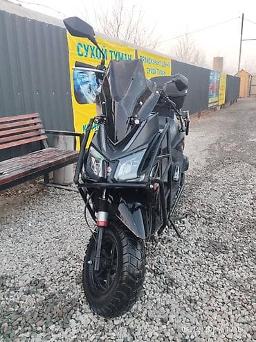 Скутеры: Скутер/макси-скутер с внедорожным обвесом и кофром - Тип: бензиновый — 3