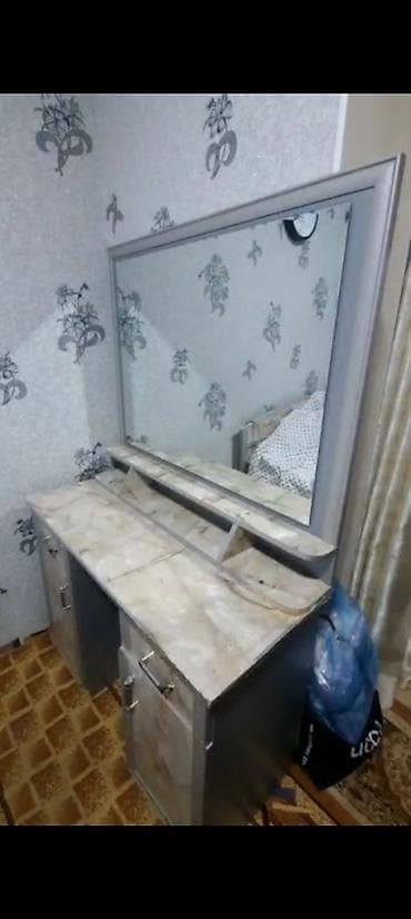 Дом и сад: Спальный гарнитур, Б/у, Двуспальная кровать, Металл — 7