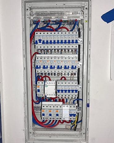 вскрыть дверь квартиры: Электрик | Установка счетчиков, Демонтаж электроприборов, Монтаж выключателей Больше 6 лет опыта — 2